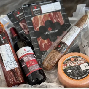 Pack 1 Gourmet Ibéricos Segundin lomo de cebo ibérico, vino, salchichón, quedo de cabra curado, jamón loncheado